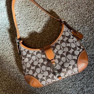 Coach Crystal Hamptons Hobo bag Signature Jacquard